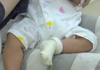 祖父母拒与非婚生孙女分亡父赔偿金,法院:一视同仁